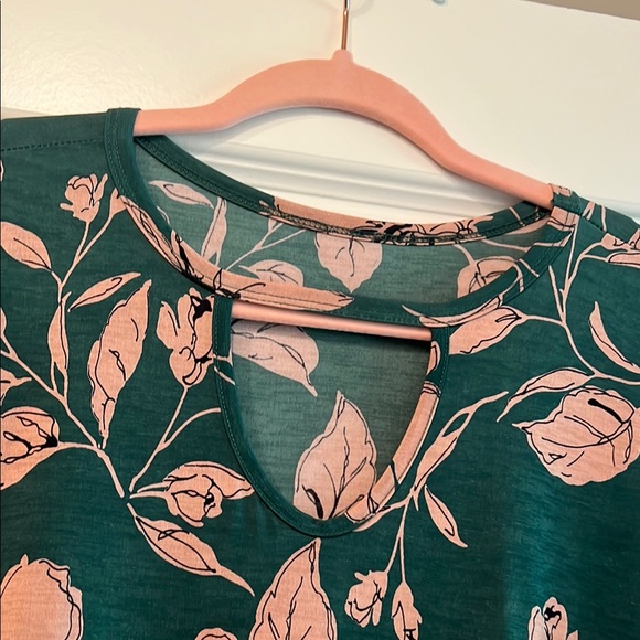 Forest Green and Pale Pink Long Sleeve Key-hole Neck Casual knit Dress - Picture 4 of 10